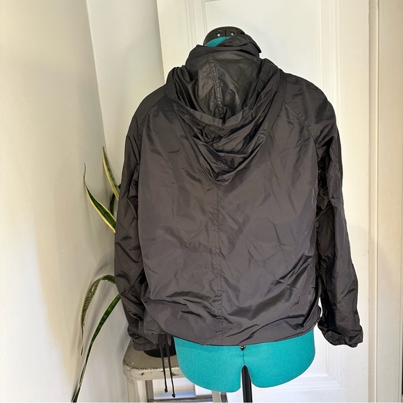 Old navy windbreaker top Vintage Windbreakers anorak black - Picture 8 of 15